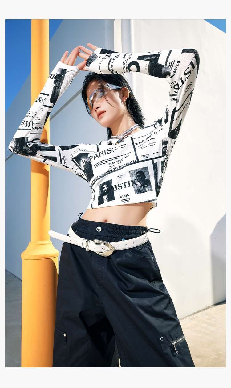 Y2Kファッション ニュースペーパープリントクロップトップ