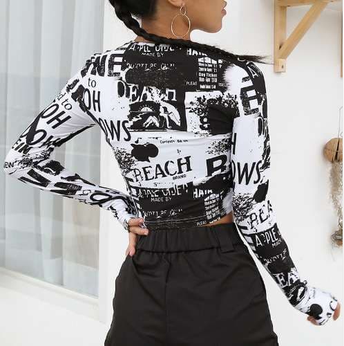 Y2Kファッション グラフィティ柄クロップド長袖カットソー