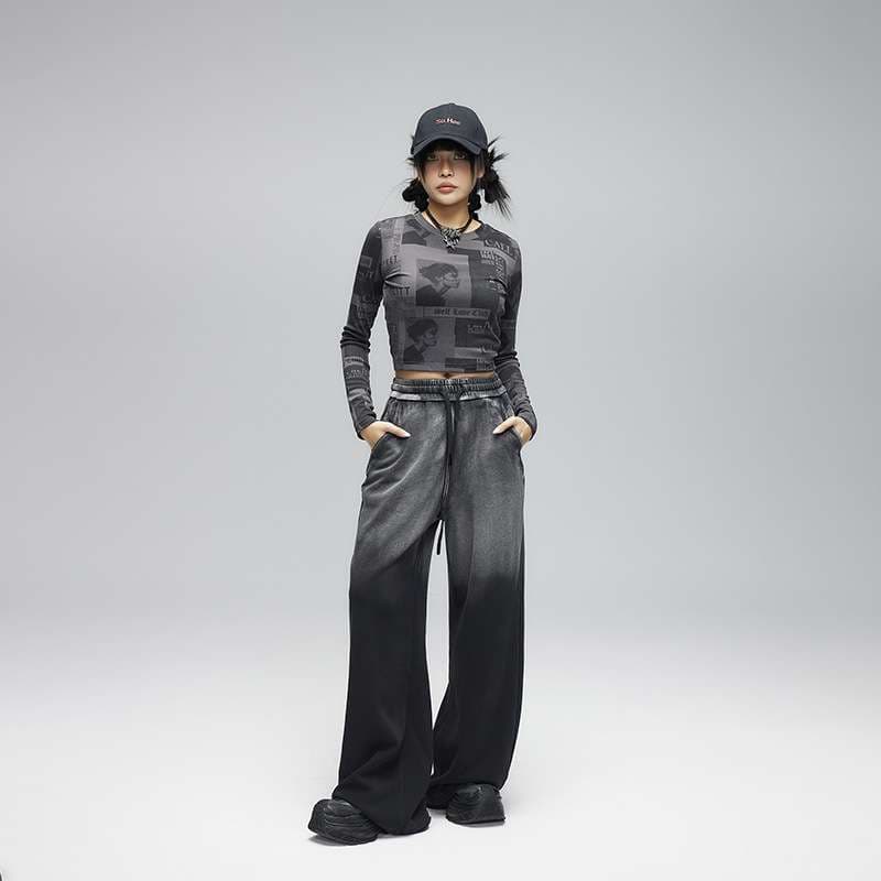 Y2Kファッション ニュースペーパープリントクロップトップ